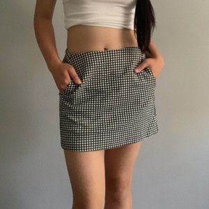 Urban Outfitters Gingham Mini Skirt w/ Pockets